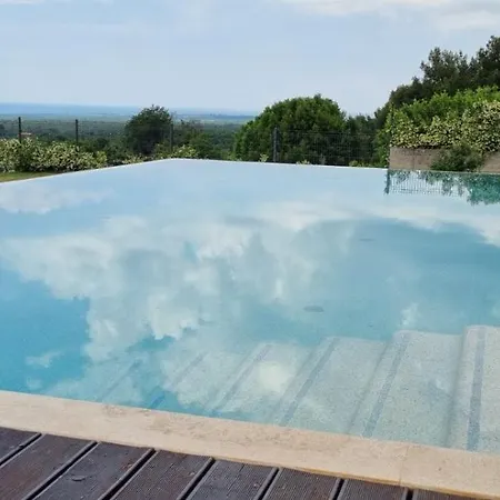 Modern Anna With Outdoor Pool In Villa Visnjan